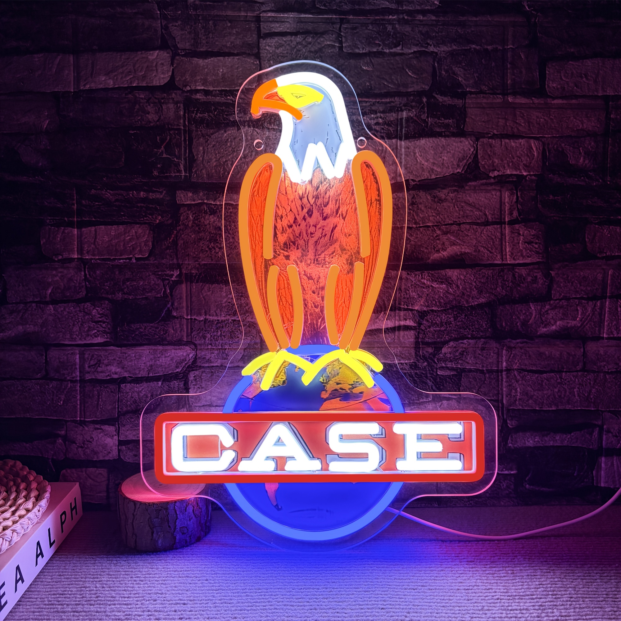 1pc LED Light With "CASE", Eagle Shaped Luminous Wall Hanging Art Decorative Light, Yard Firm USB Powered, Perfect For Bedroom, Office, Studio, Fun Design, Gift For Friends